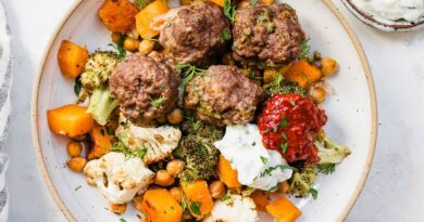Sheet Pan Meatballs with Chickpeas and Vegetables